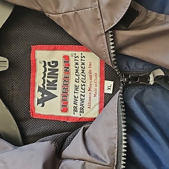 Jacket - Picture 4 of 8